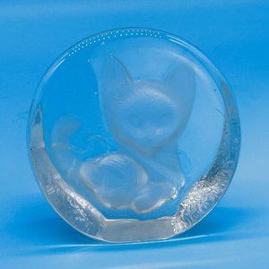 Vtg Lead Crystal Etched Paperweight Zajecar Yugoslavia Kitten Cat Ball of Yarn
